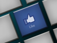 Il licenziamento per un “like” su Facebook è illegittimo