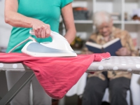 Lavoro domestico: gli effetti del carovita sui bilanci familiari